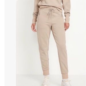 High waisted dynamic fleece jogger sweatpants